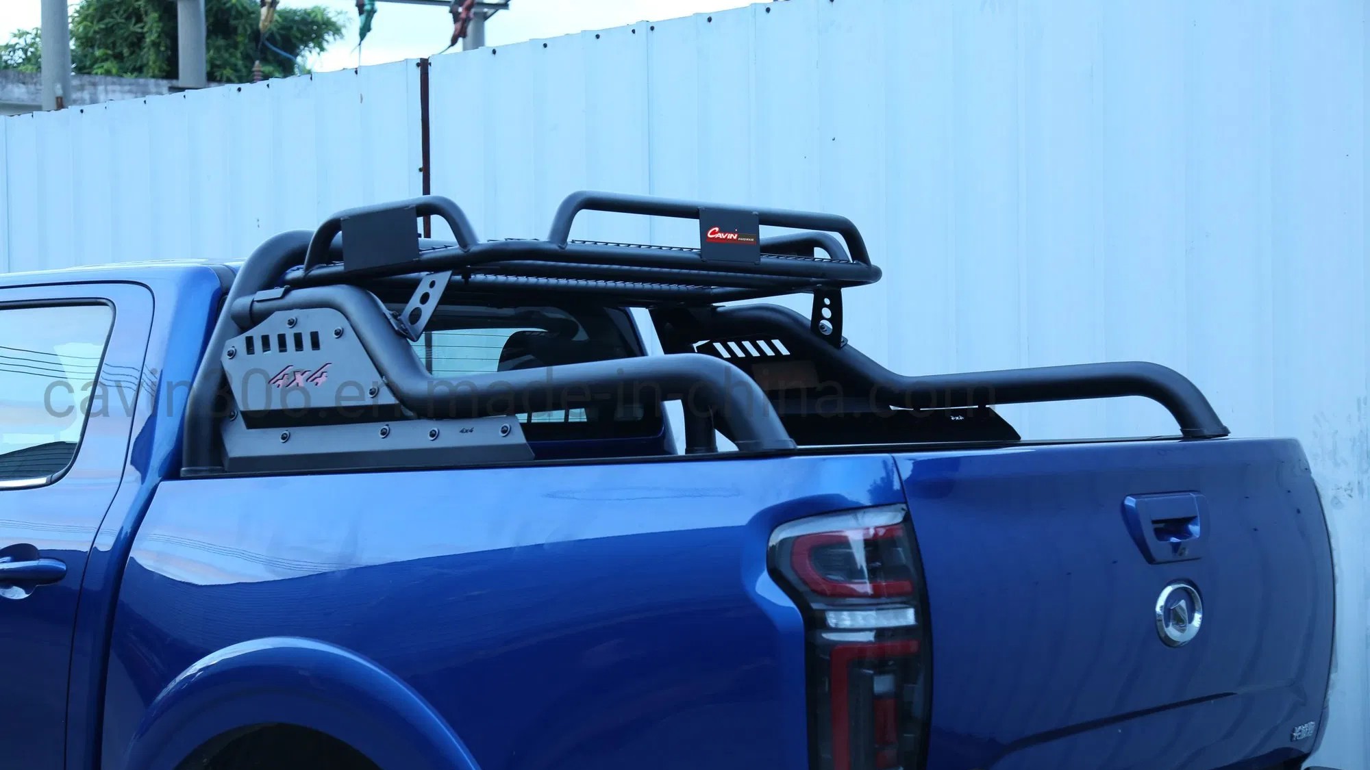 4x4 Pickup Roll Bar ve Tavan Rafı Uygulaması